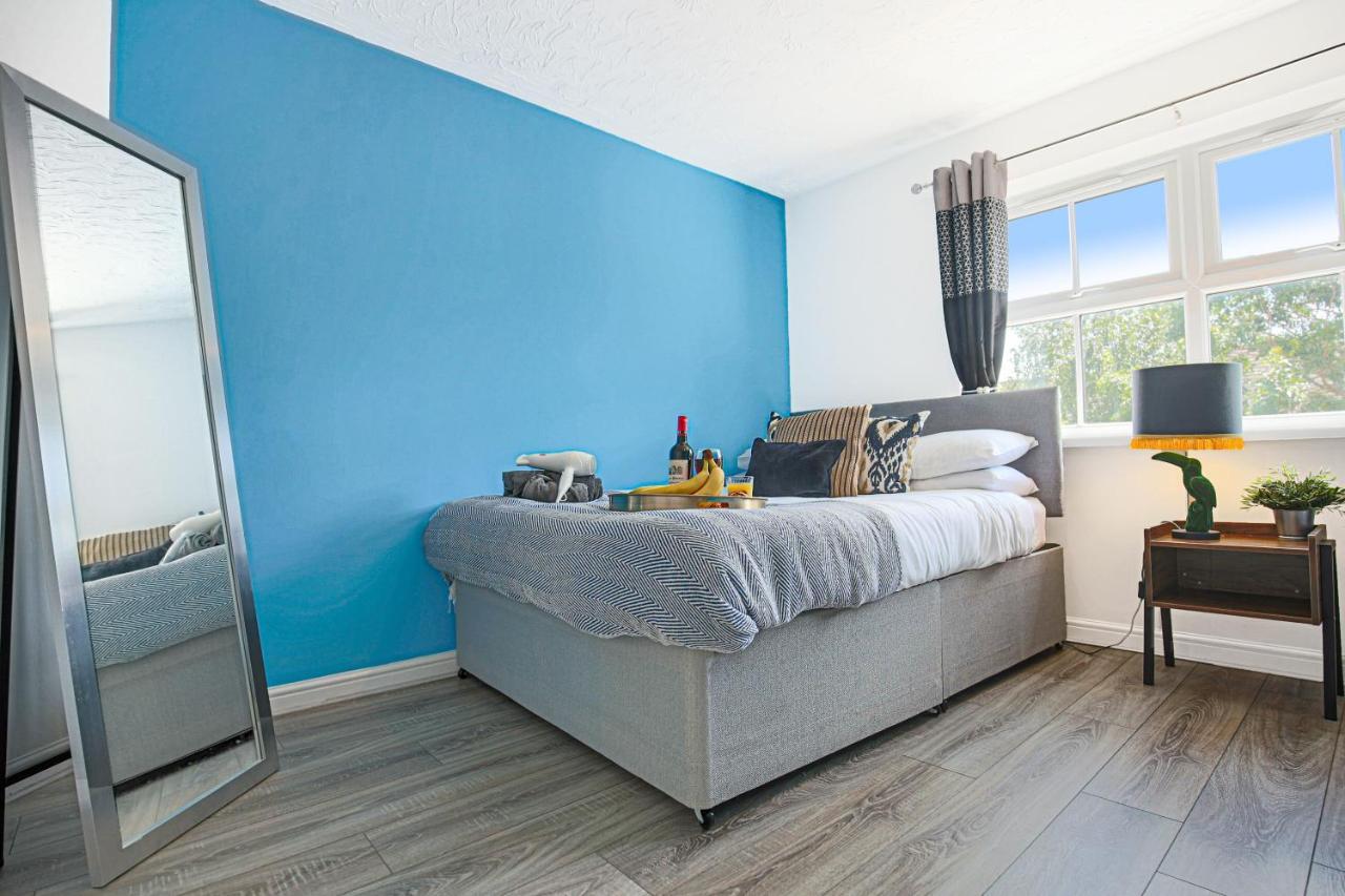 Delightful 2 Bed Apartment For Bicester Outlet Shopping By Platinum Key Properties 外观 照片