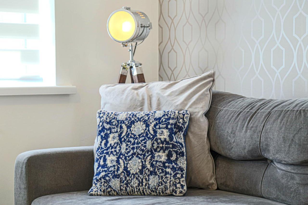 Delightful 2 Bed Apartment For Bicester Outlet Shopping By Platinum Key Properties 外观 照片
